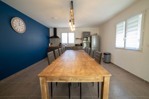 Gite de groupe avec piscine en Ardèche